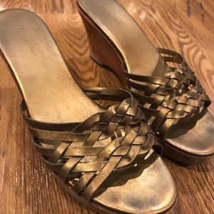 Banana Republic Copper wedges size 9
